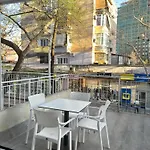 Spacious Fancy דירה *